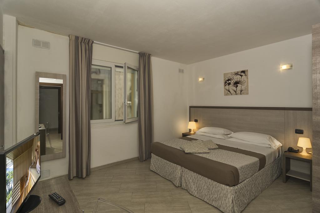 Hotel Lido Inn Lido di Camaiore Exterior photo
