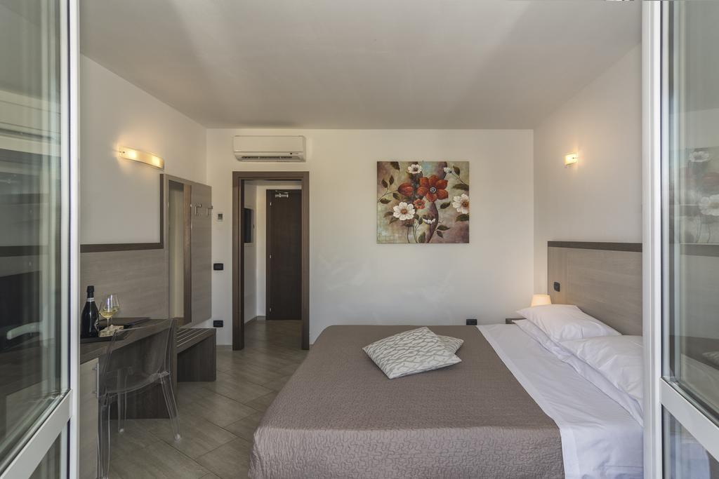 Hotel Lido Inn Lido di Camaiore Exterior photo