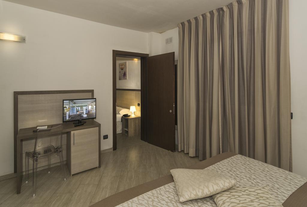 Hotel Lido Inn Lido di Camaiore Exterior photo